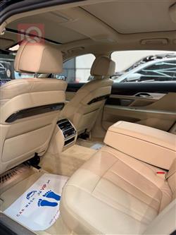 بي ام دبليو الفئة 7